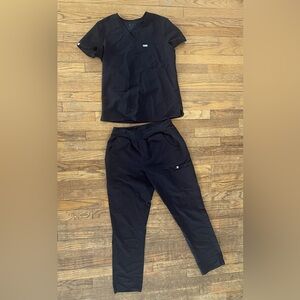 Women’s Black Figs Scrub Set (S top, M bottoms)